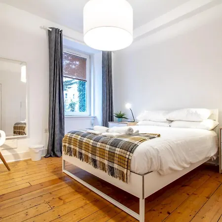 Stylish & Charming Retreat For 2- City Centre! Edimburgo Esterno foto
