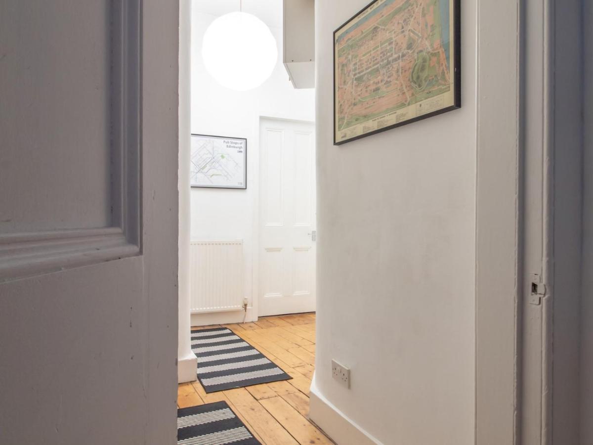 Stylish & Charming Retreat For 2- Centre! Apartamento Edimburgo